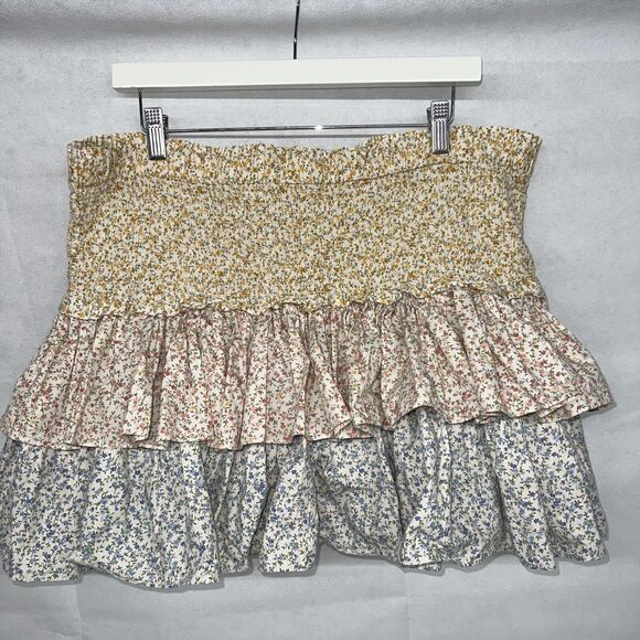 rtr PetersynTiered Asia Patio Mini Skirt Size Large L Floral Cottage core print - Picture 3 of 7